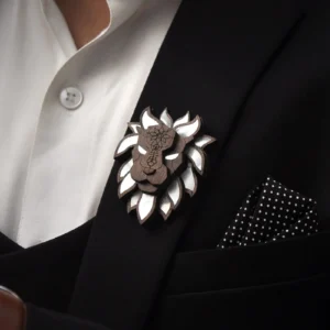 Leo Brooch